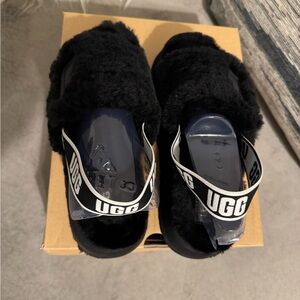 UGG Black Fluffy Slides
